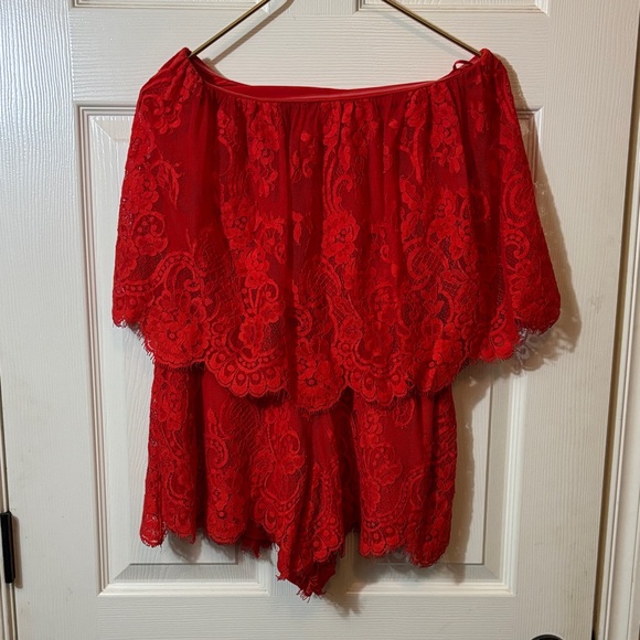 Lovers + Friends Dresses & Skirts - Lovers + Friends Vibrant Red Garment